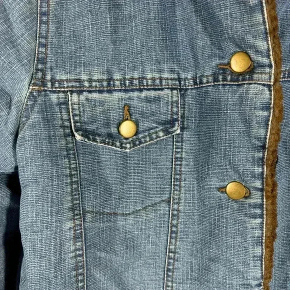 Denim & Co Women’s Size Large Outdoor Casual Denim Jacket Faux Fur Lined - Picture 2 of 6